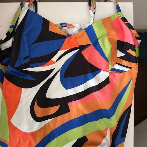 Dress - Picture 2 of 2